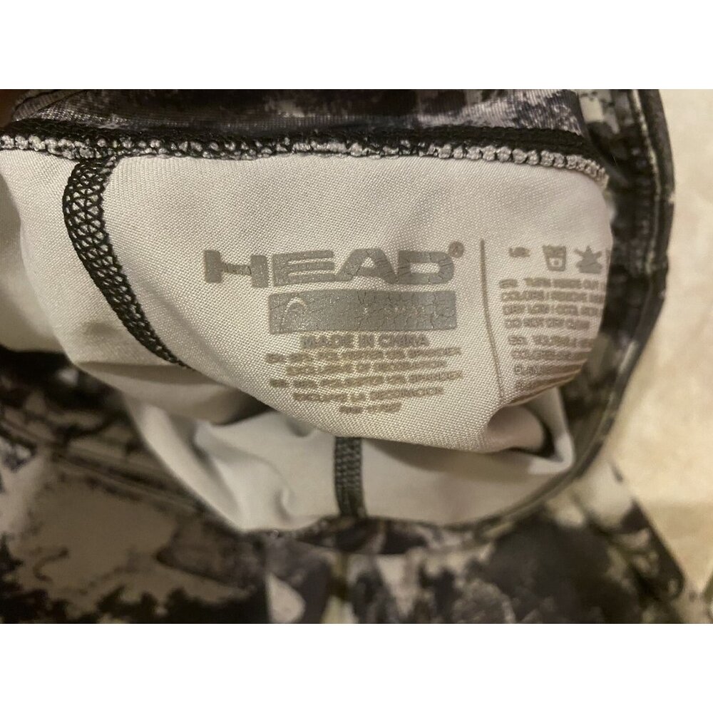 3/$15 SALE - HEAD Gray Patterned Capri Leggings Yoga Pants Active Wear Size XS - Picture 3 of 4